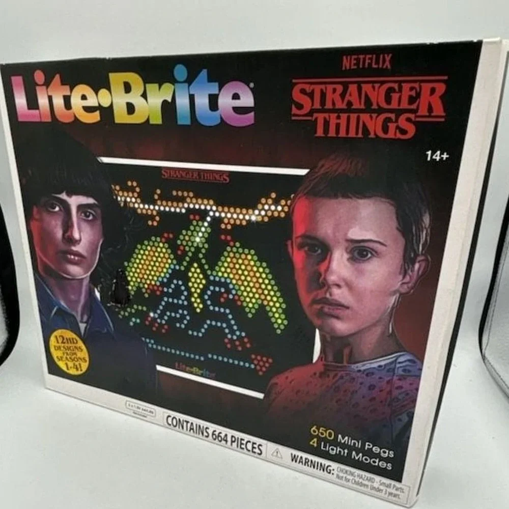 Lite-Brite Netflix Stranger Things Special Edition Peg Board Set
